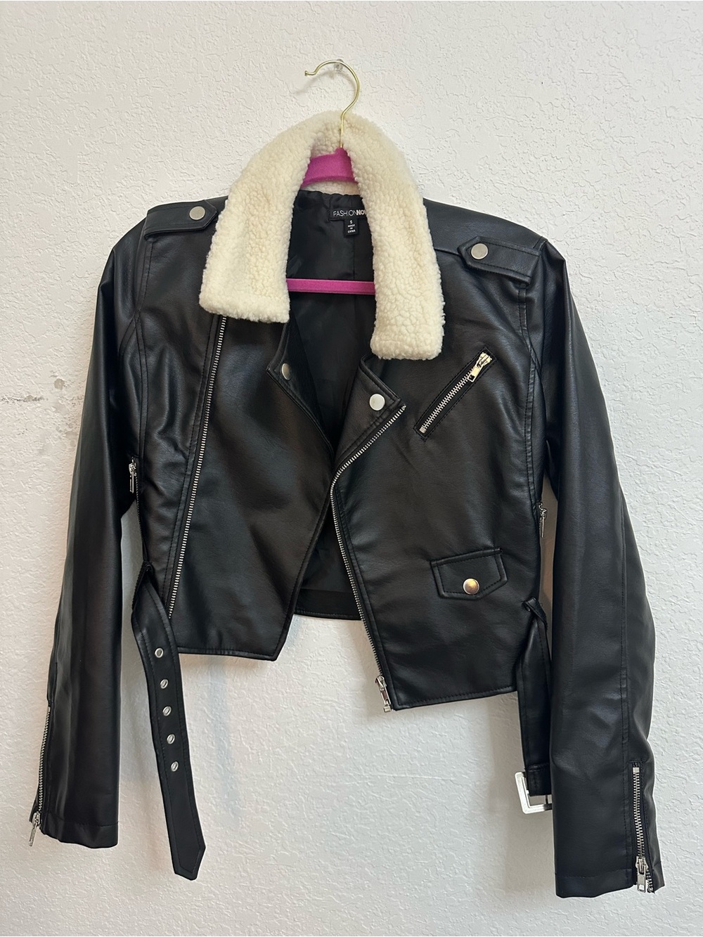 Fashion Nova Black Faux Leather Moto Jacket with Cream Sherpa Collar
